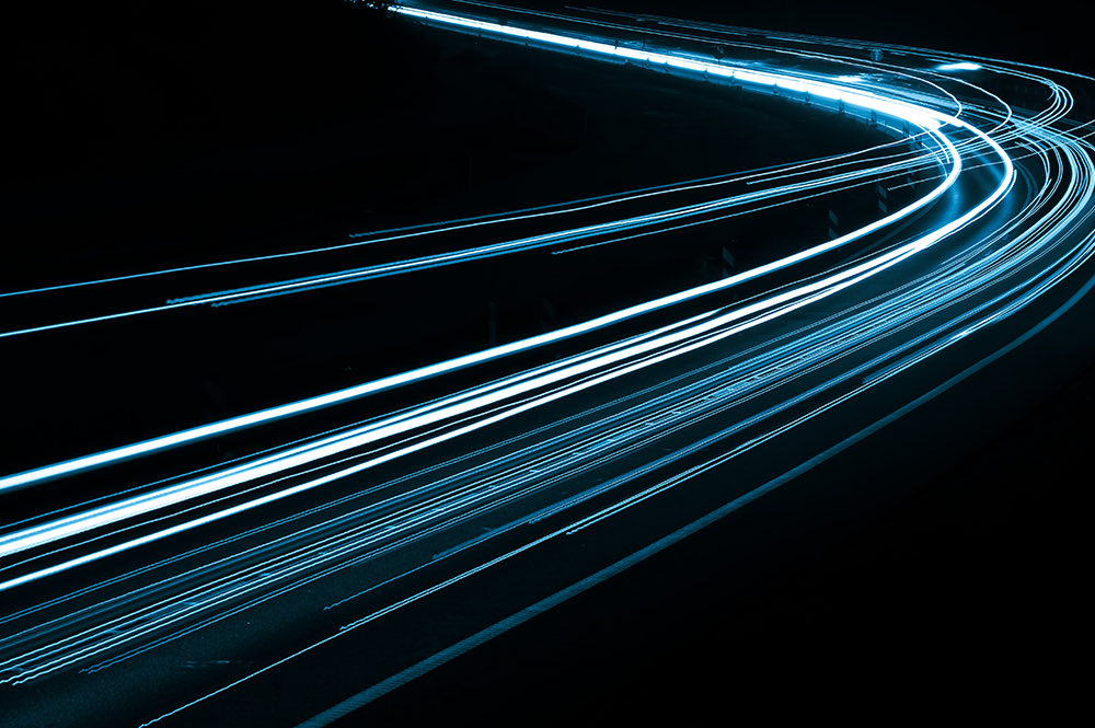 Streaks of Light in Vision After Cataract Surgery